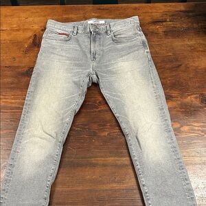 Tommy Hilfiger Light Gray Jeans 31x32 slim